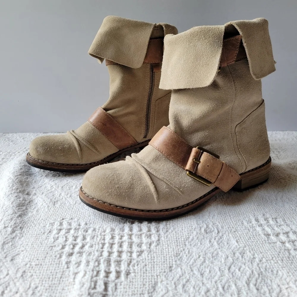 Modern Vintage Slouched Over the Ankle Zip up Belted Stacked Heel Boots